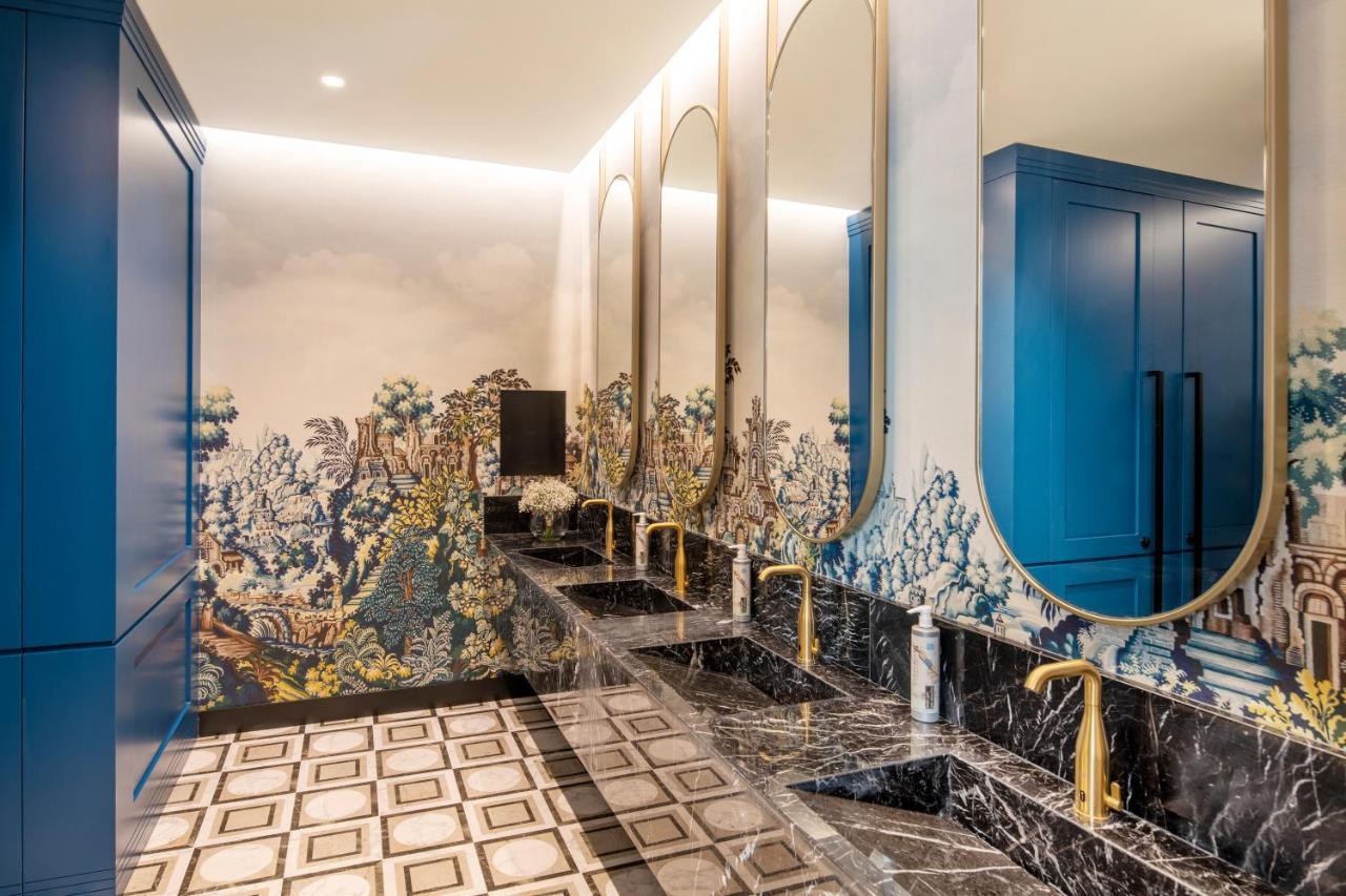 Renaissance Porto Lapa Hotel Ngoại thất bức ảnh The bathroom of the 1001 Suite