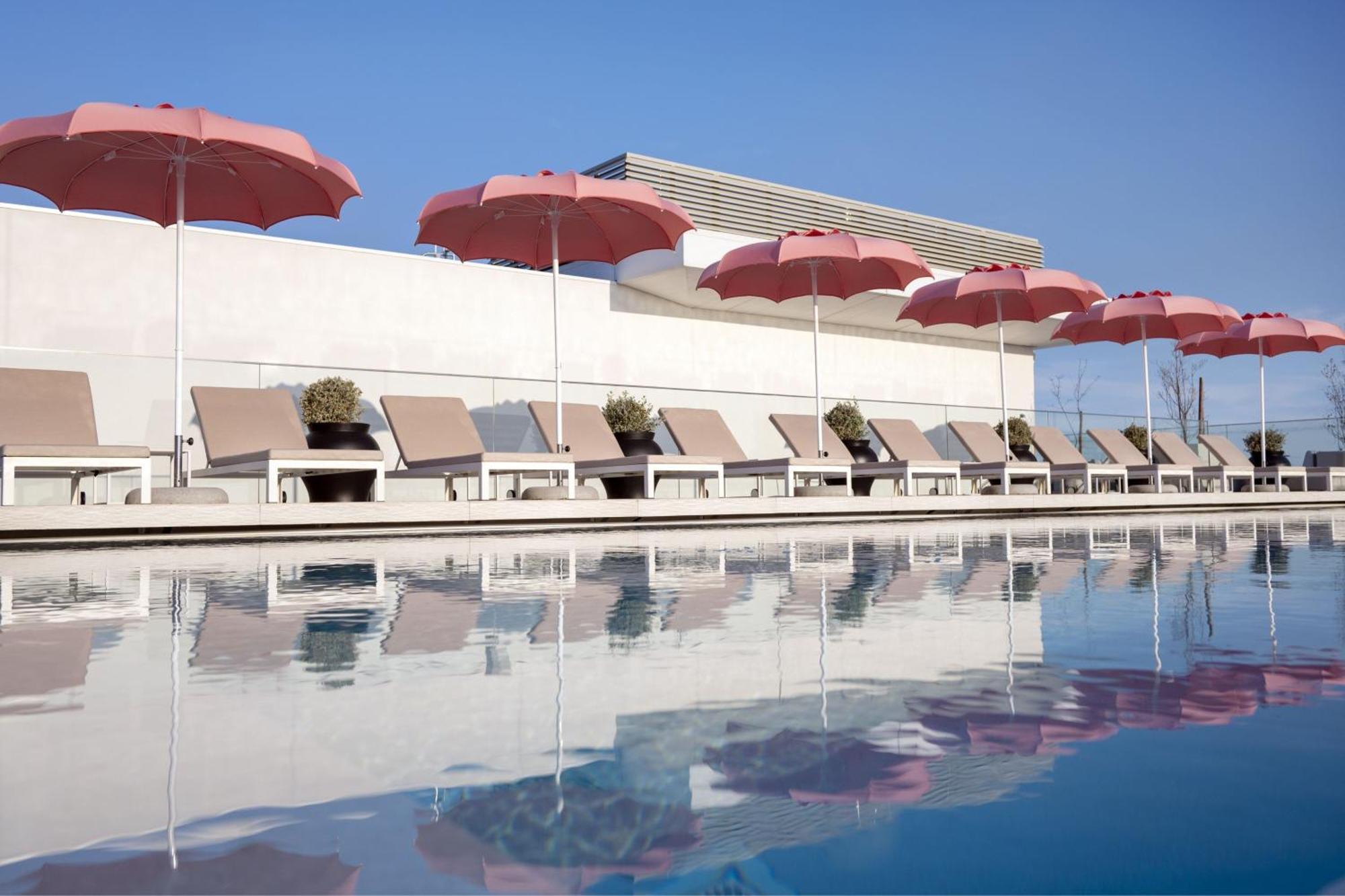 Renaissance Porto Lapa Hotel Ngoại thất bức ảnh The pool at the hotel